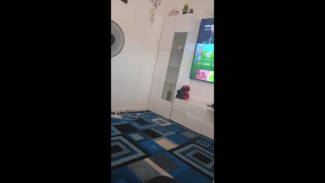 He keep pausing the tv