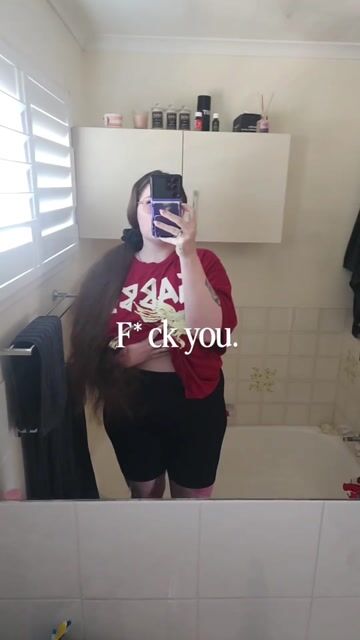 Not without the reta 🤭✨️ 
Link in bio besties- EMILY20